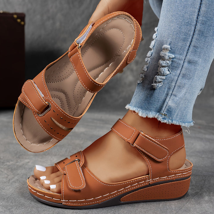 Janet | Walk Pain-Free with Orthopedic Comfort