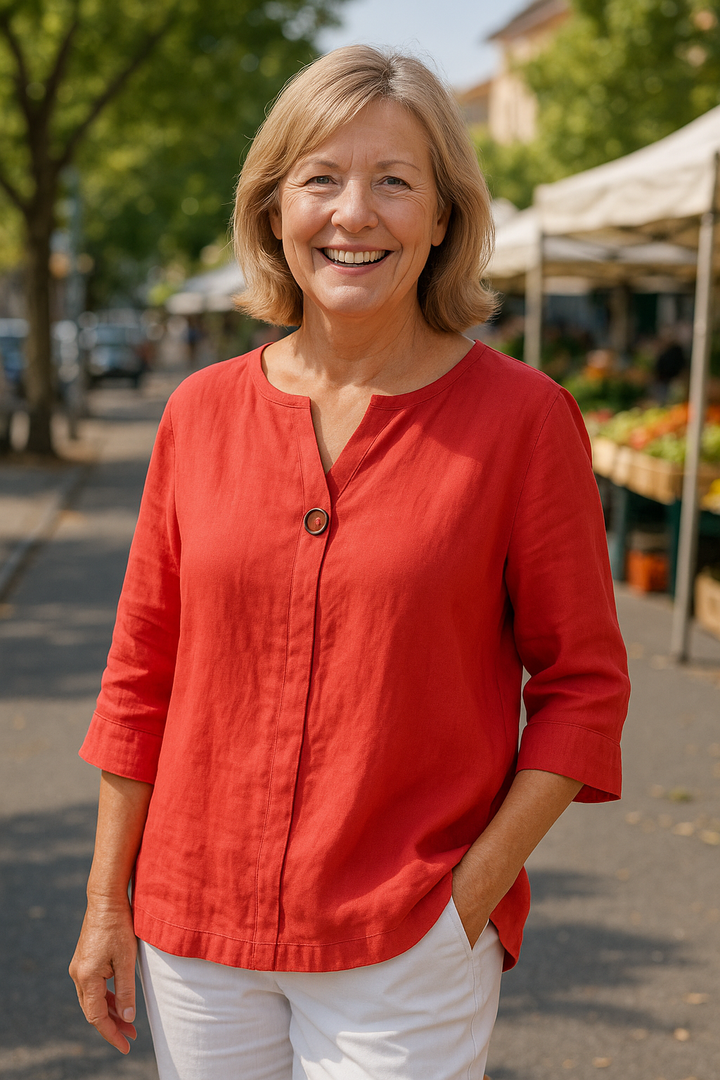 Simone | Blouse Light. Flattering. Made for real women