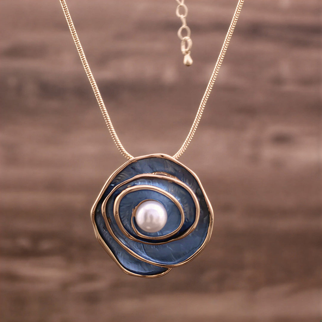 Blue Beauty Pearl Necklace