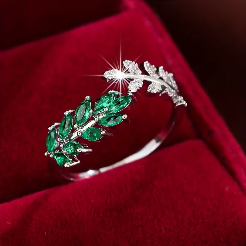 Classic Leaf Ring